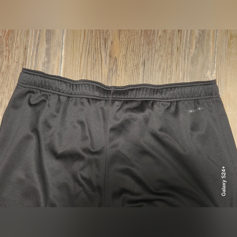 Nike Black Men’s Sweatpants Joggers - Picture 16 of 16
